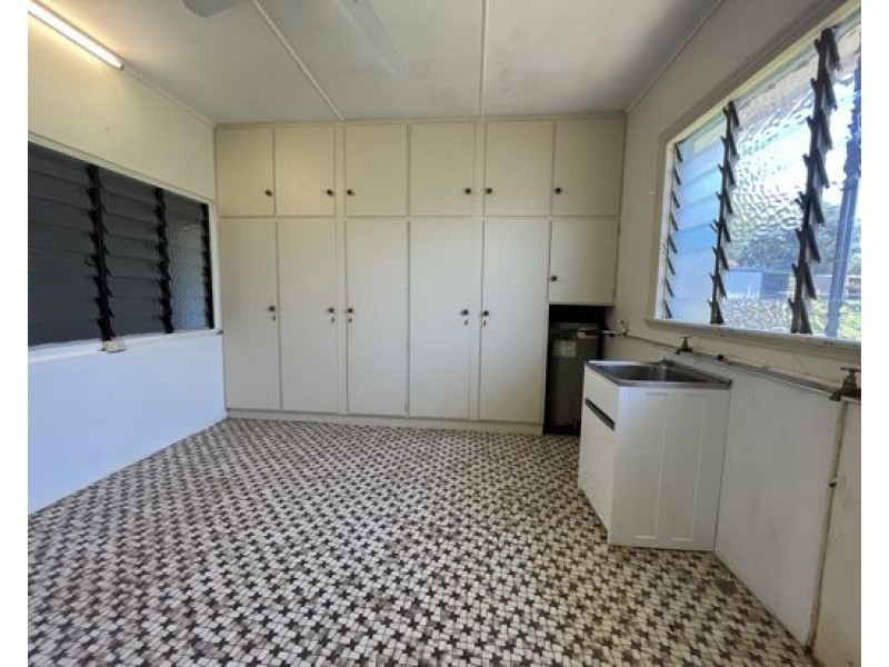 20 Henderson Street, South Johnstone QLD 4859