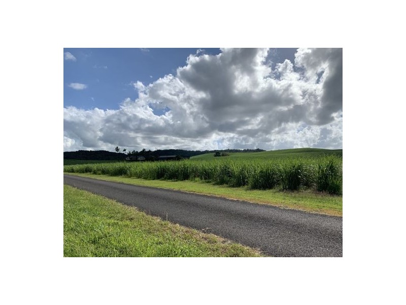 39 Knust Road, Woopen Creek QLD 4871