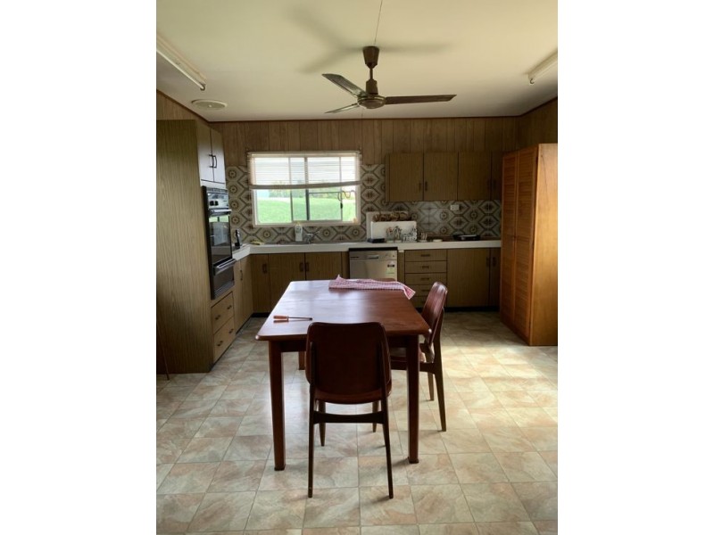 39 Knust Road, Woopen Creek QLD 4871