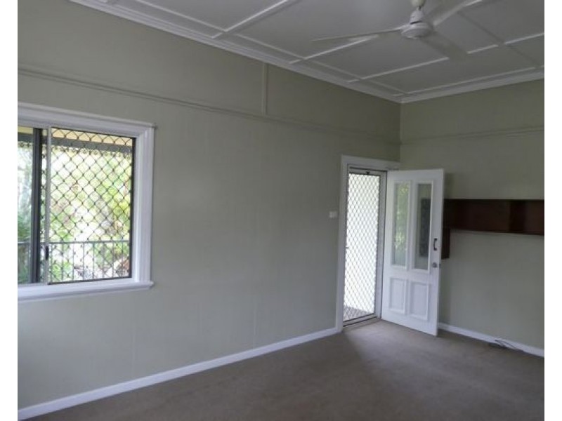 4 Clancy Street, East Innisfail QLD 4860