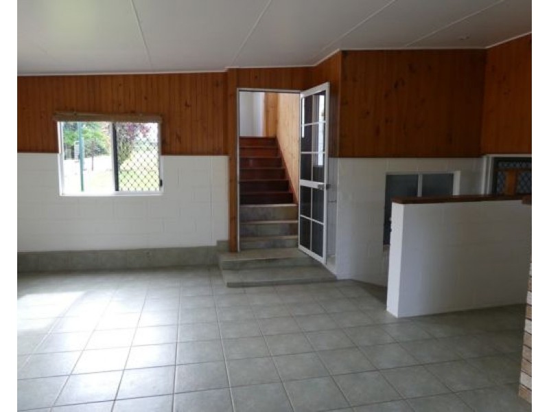 4 Clancy Street, East Innisfail QLD 4860