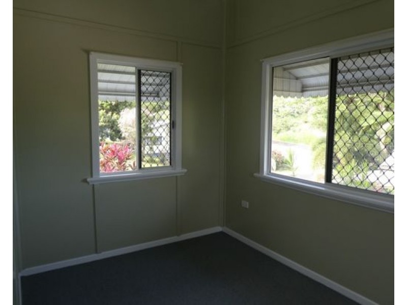 4 Clancy Street, East Innisfail QLD 4860