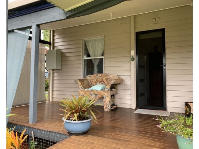 18 Henderson Street, South Johnstone QLD 4859