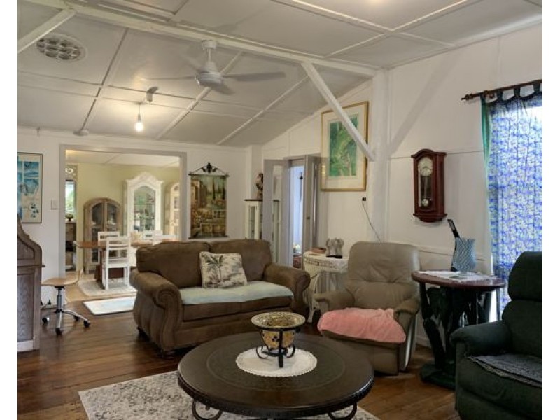 18 Henderson Street, South Johnstone QLD 4859