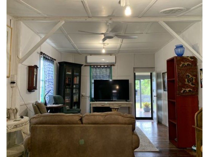 18 Henderson Street, South Johnstone QLD 4859