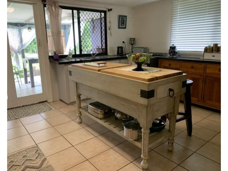 18 Henderson Street, South Johnstone QLD 4859