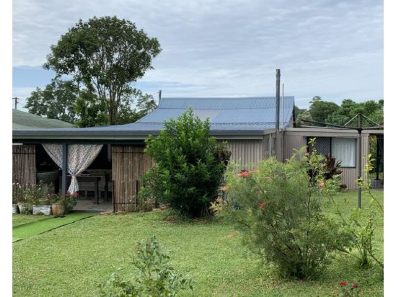 18 Henderson Street, South Johnstone QLD 4859