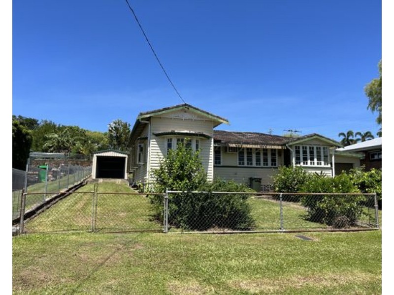 4 Phyllis Street, East Innisfail QLD 4860