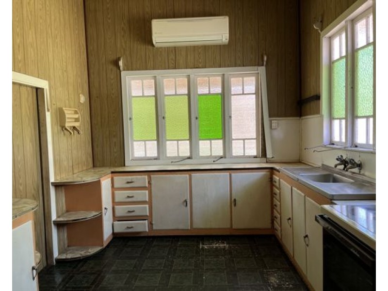 4 Phyllis Street, East Innisfail QLD 4860