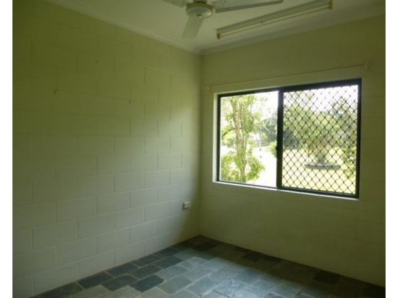 6 Tom Carr Close, Babinda QLD 4861