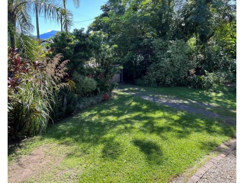 11 Bartle Frere Road, Babinda QLD 4861