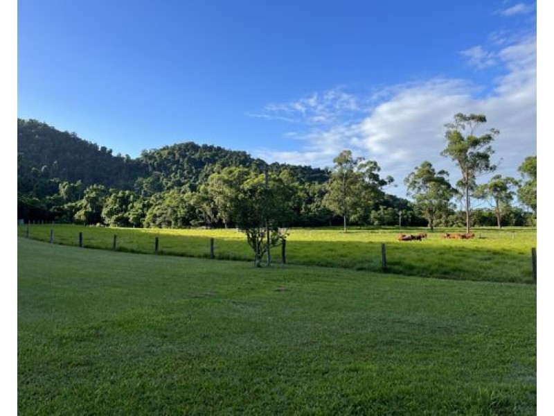 28 Mt Leeper Road, Mourilyan Harbour QLD 4858