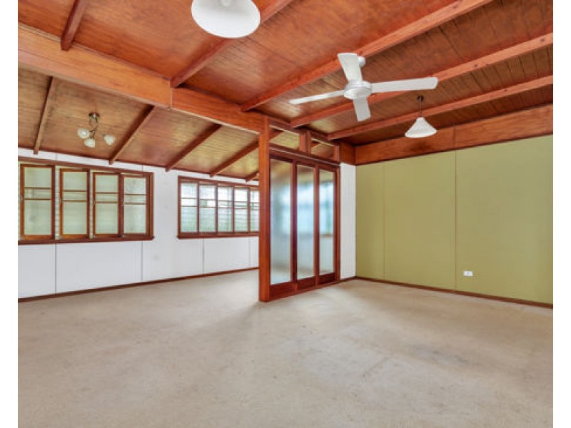 87 Coronation Drive, East Innisfail QLD 4860