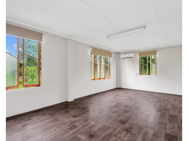 87 Coronation Drive, East Innisfail QLD 4860