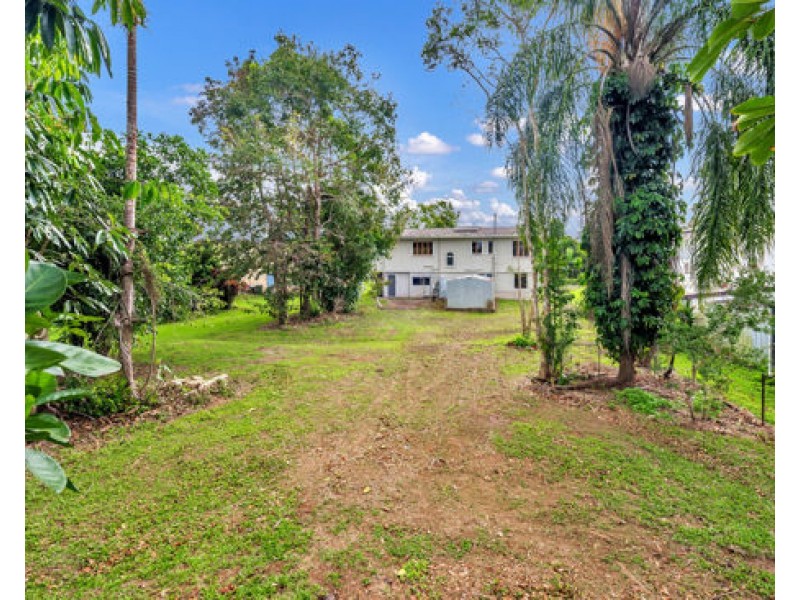 87 Coronation Drive, East Innisfail QLD 4860