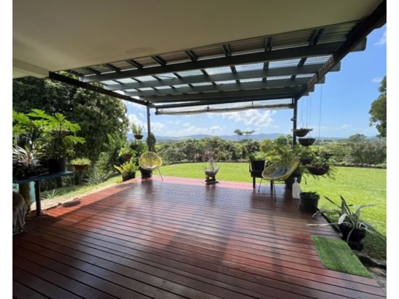 4 Hernon Road, Innisfail QLD 4860