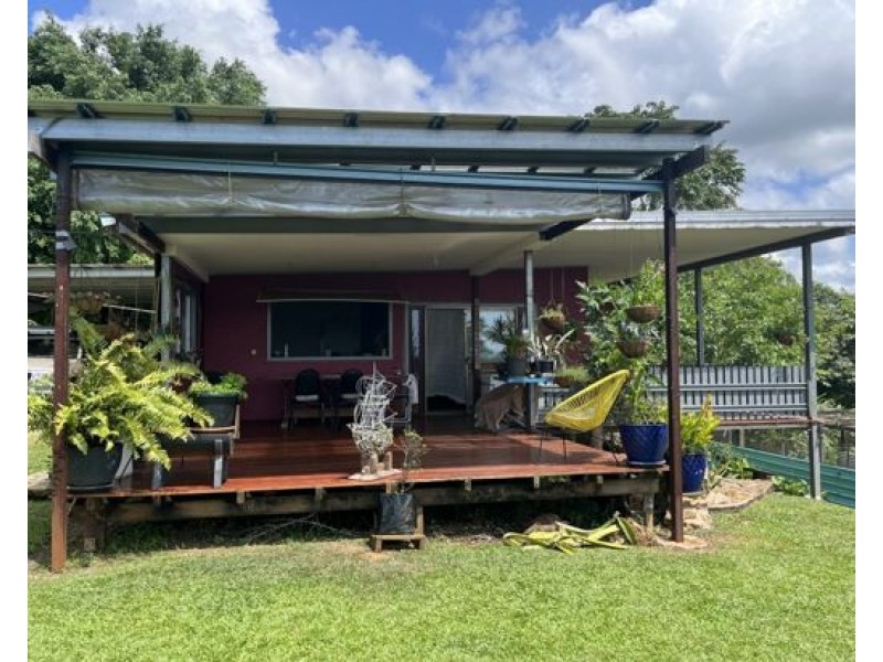 4 Hernon Road, Innisfail QLD 4860