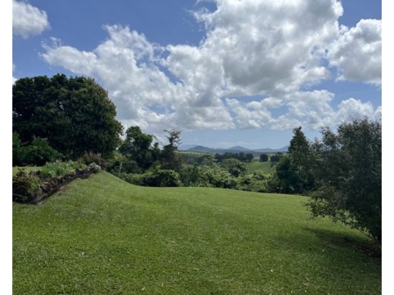 4 Hernon Road, Innisfail QLD 4860