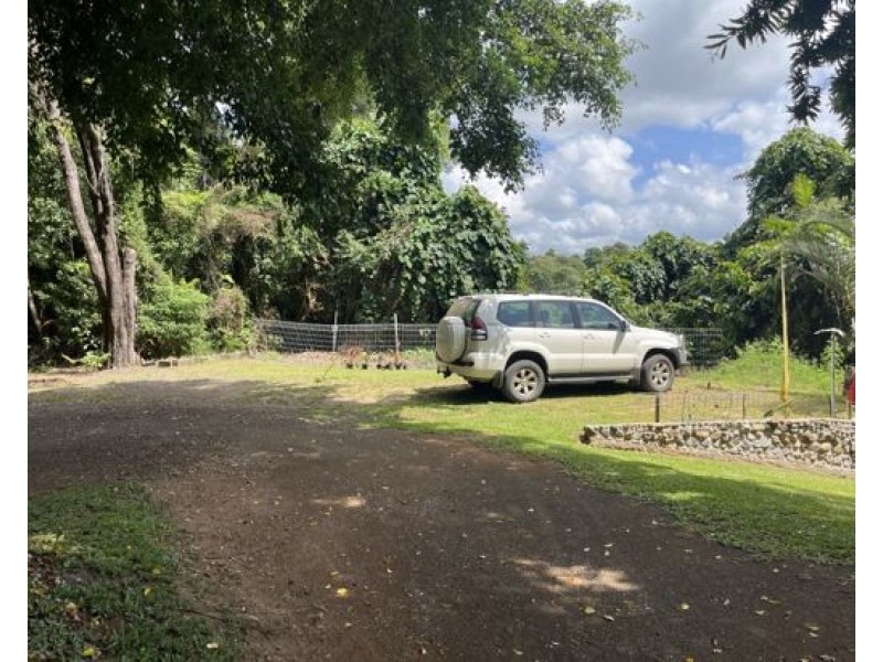 4 Hernon Road, Innisfail QLD 4860