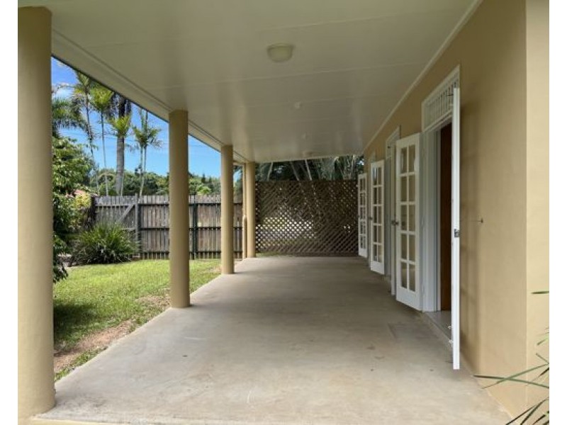 11 Sassafras St, Bramston Beach QLD 4871
