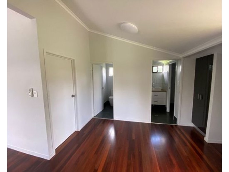 East Innisfail QLD 4860