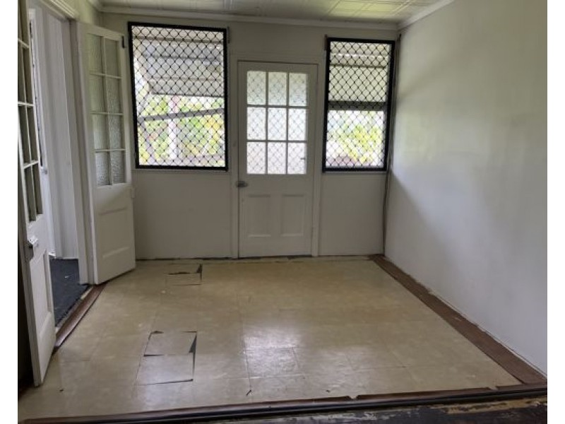 East Innisfail QLD 4860