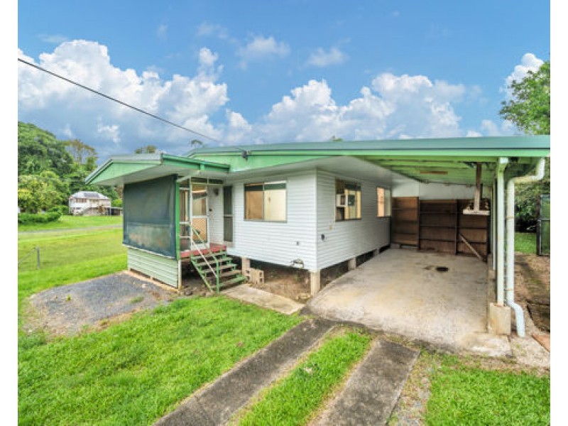 10 Benwell Street, East Innisfail QLD 4860