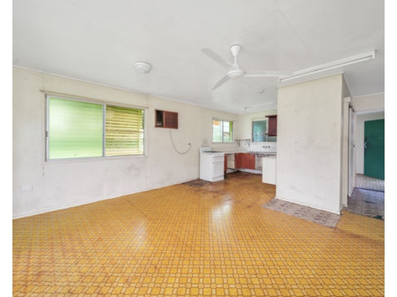 10 Benwell Street, East Innisfail QLD 4860