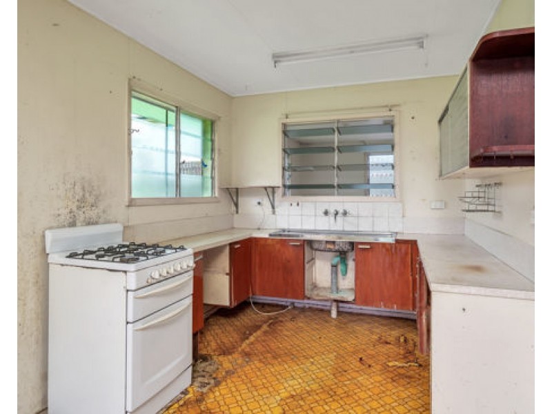 10 Benwell Street, East Innisfail QLD 4860