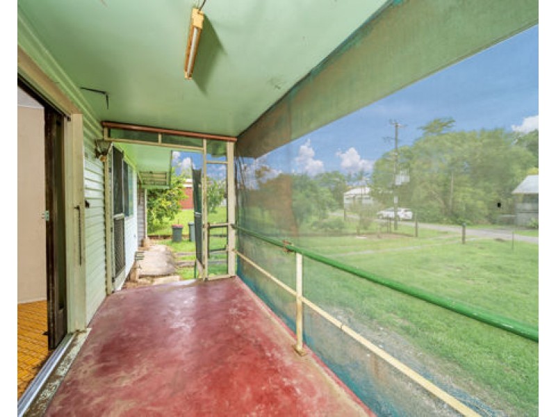 10 Benwell Street, East Innisfail QLD 4860