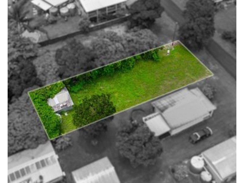6 BARAKAOAN ROAD, Cowley Beach QLD 4871