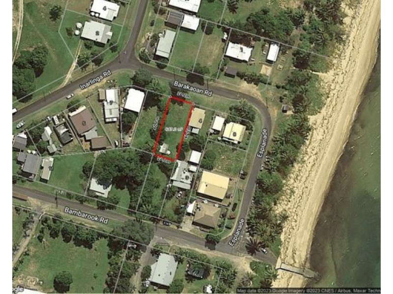 6 BARAKAOAN ROAD, Cowley Beach QLD 4871