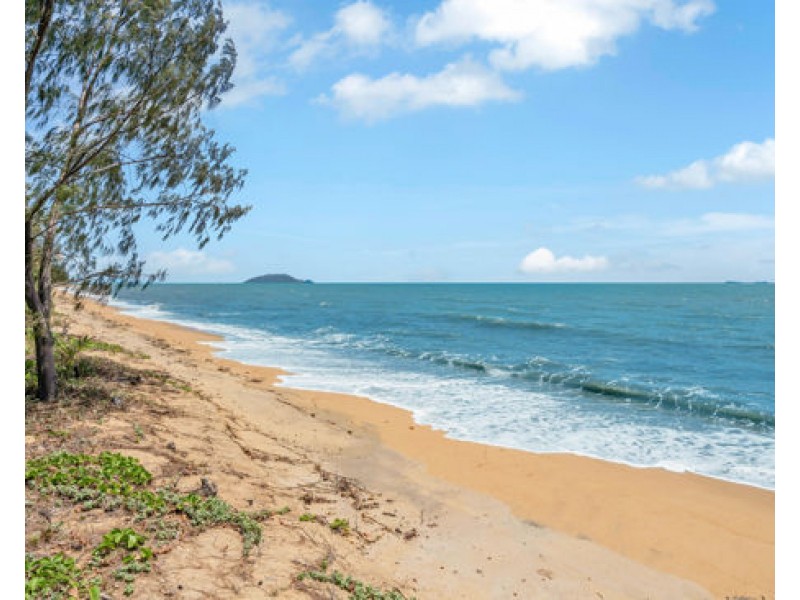 407 Unnamed Street, East Russell QLD 4861