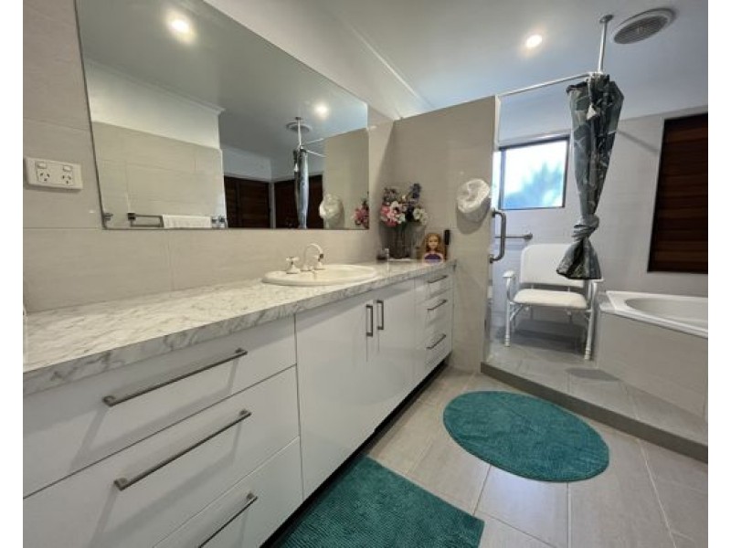 Silky Oak QLD 4854