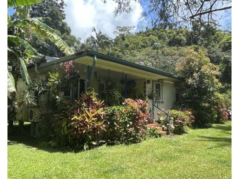 68033 Bruce Highway, Babinda QLD 4861