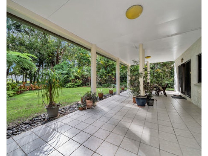 14 Evans Road, Bramston Beach QLD 4871