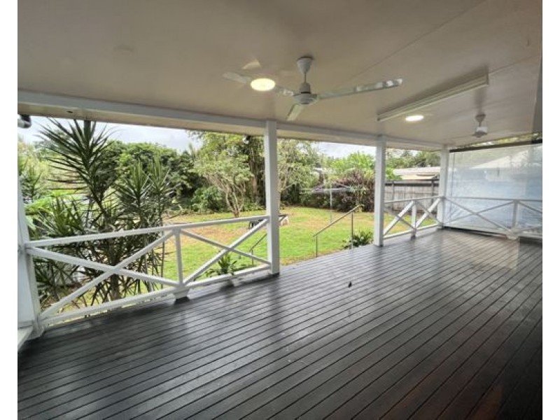 10 Sassafras Street, Bramston Beach QLD 4871
