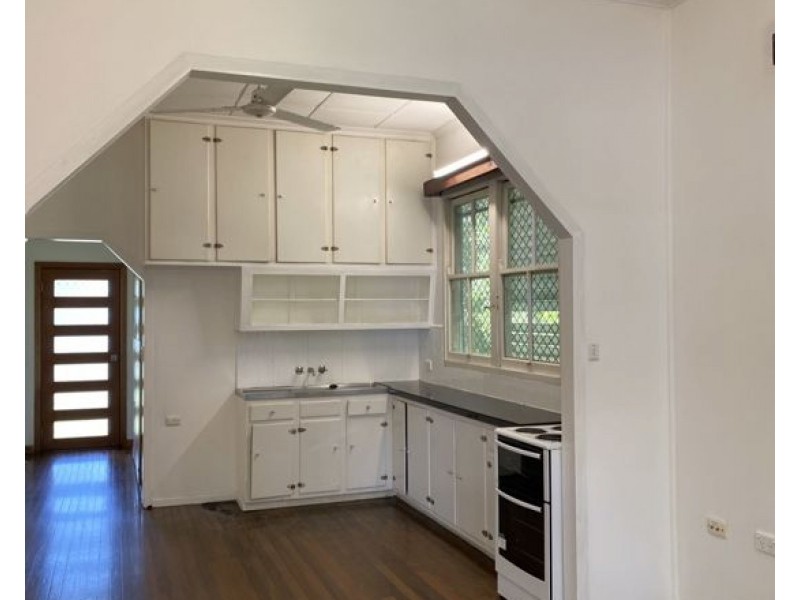 4 Wattle Avenue, Coconuts QLD 4860