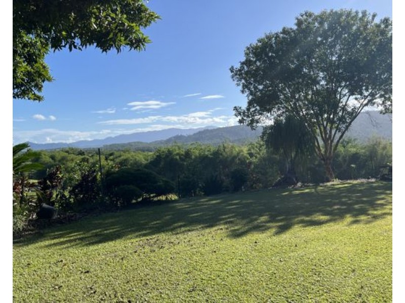 5 Dobbin Road, Warrubullen QLD 4871