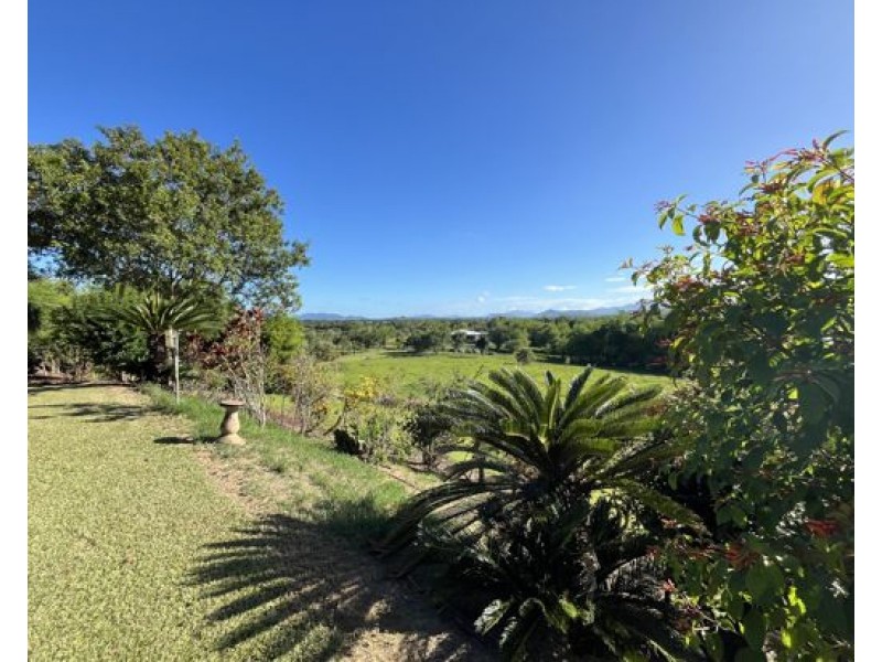 5 Dobbin Road, Warrubullen QLD 4871