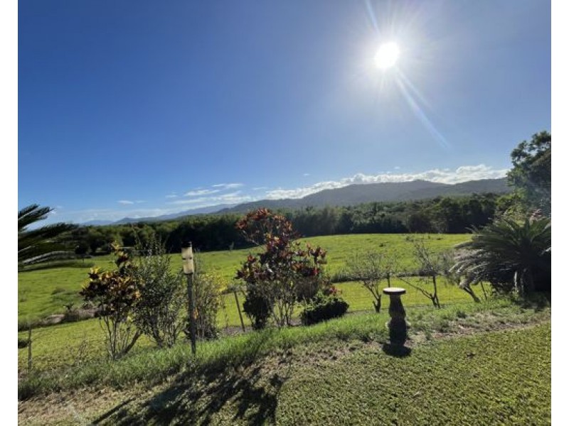 5 Dobbin Road, Warrubullen QLD 4871