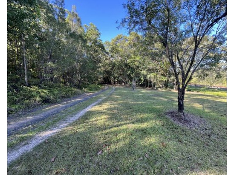 5 Dobbin Road, Warrubullen QLD 4871
