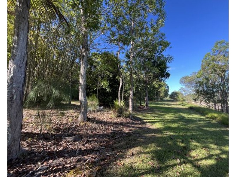 5 Dobbin Road, Warrubullen QLD 4871