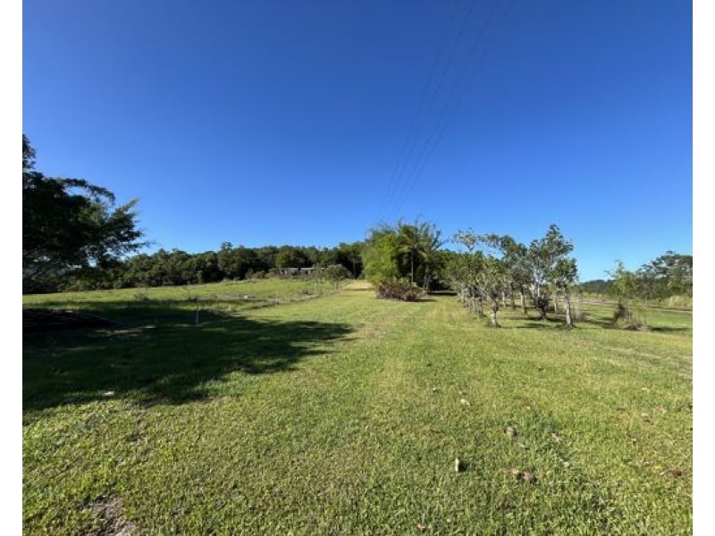 5 Dobbin Road, Warrubullen QLD 4871