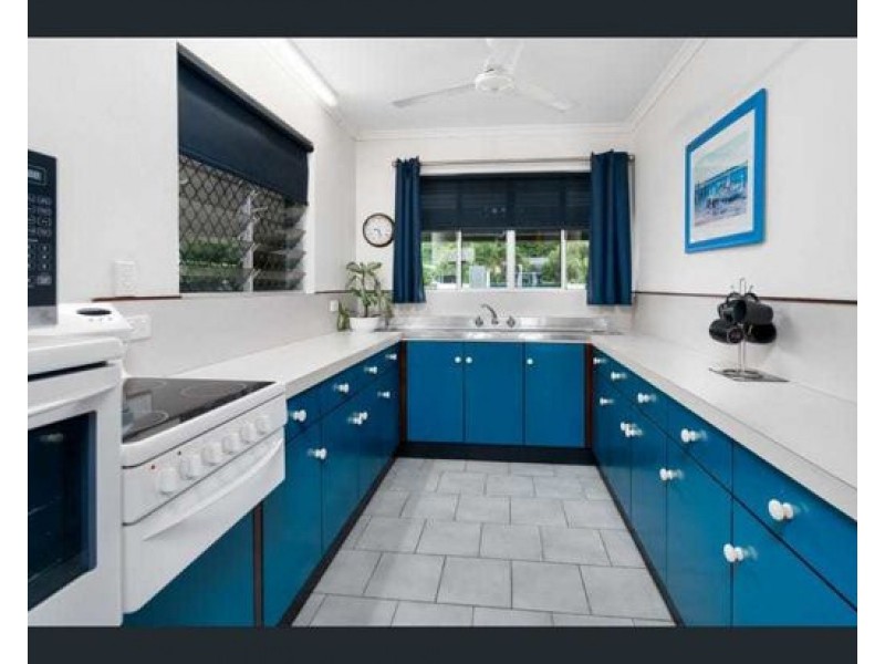 22 Feldt Street, Flying Fish Point QLD 4860