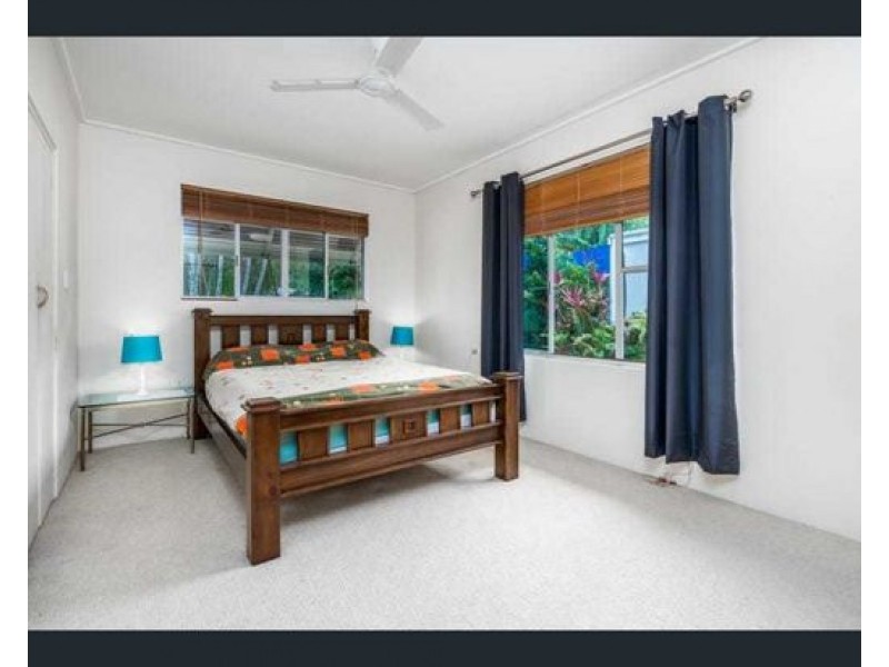 22 Feldt Street, Flying Fish Point QLD 4860