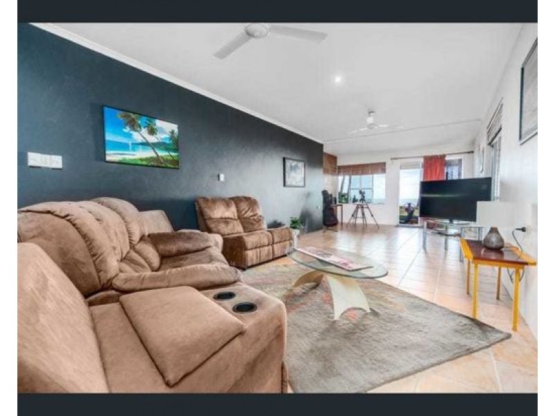 22 Feldt Street, Flying Fish Point QLD 4860