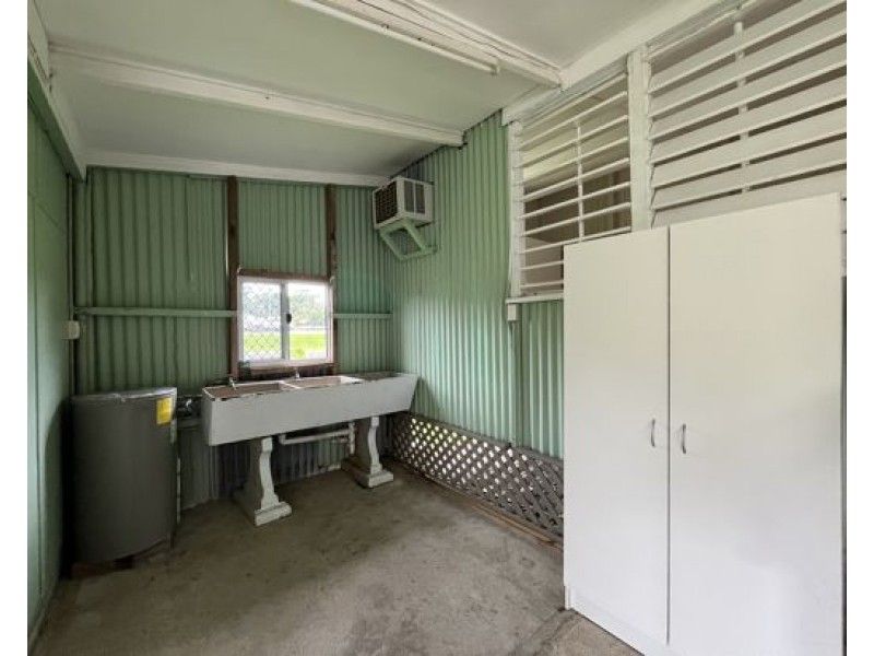 6 EASTWOOD ST, Babinda QLD 4861