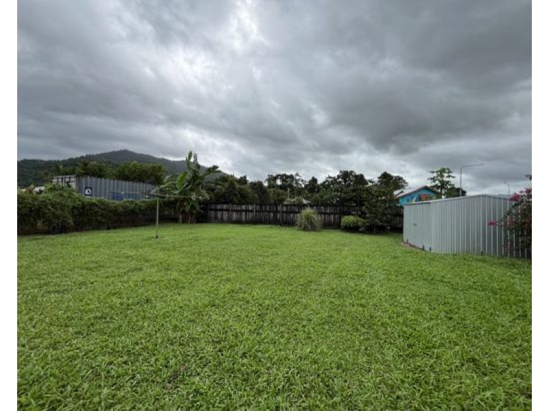 6 EASTWOOD ST, Babinda QLD 4861