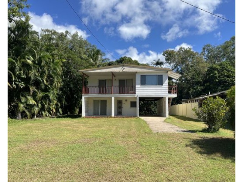27 Evans Road, Bramston Beach QLD 4871